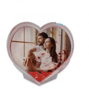 portafotos con corazones rojos.alt